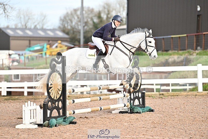 241206-100751-00177 - Cls 2 British Novice and 90cm Open