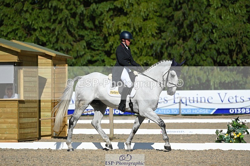 230526-171305-07534 - 261-COOLEY_NOW_OR_NEVER-Georgina_Herrling-WEDTrotUp+DR