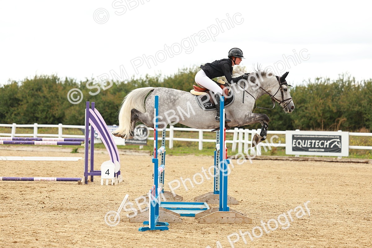 SBM_001531 - Class 4 - Senior Newcomers - 1.10m