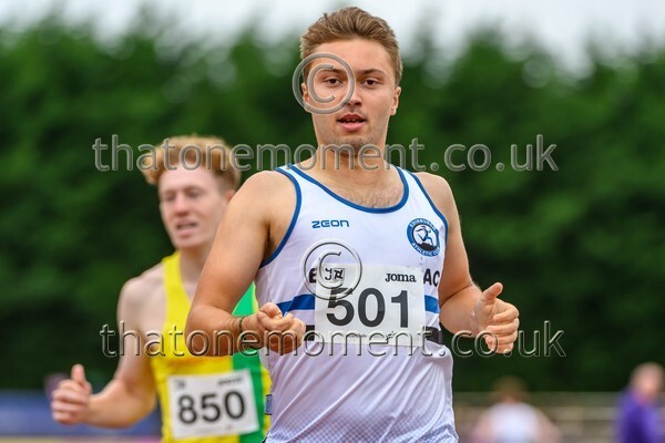 Sen25SAT-922513 - Track Male Set One