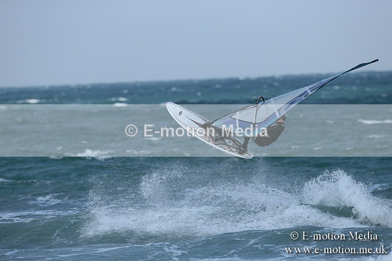 WS 020413-159 - Windsurfing