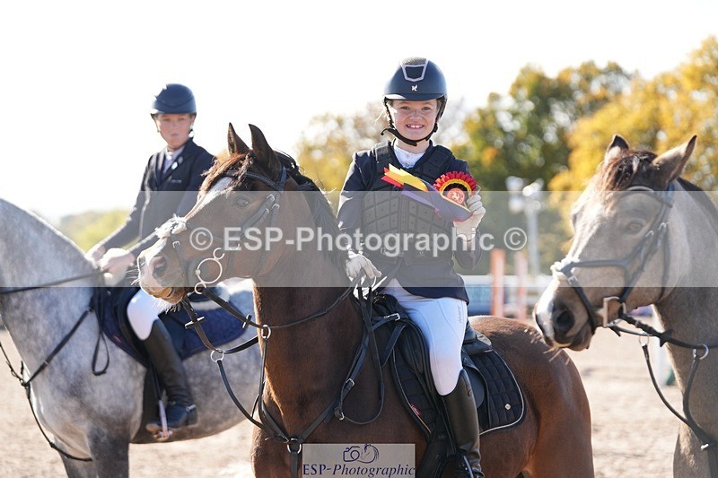 251025-131743-00504 - Cls 9 Pony Winter Discovery and 90cm