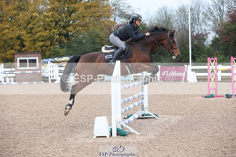 231112A-132407-04438 - Cls 20 Newcomers & 1.10m Open