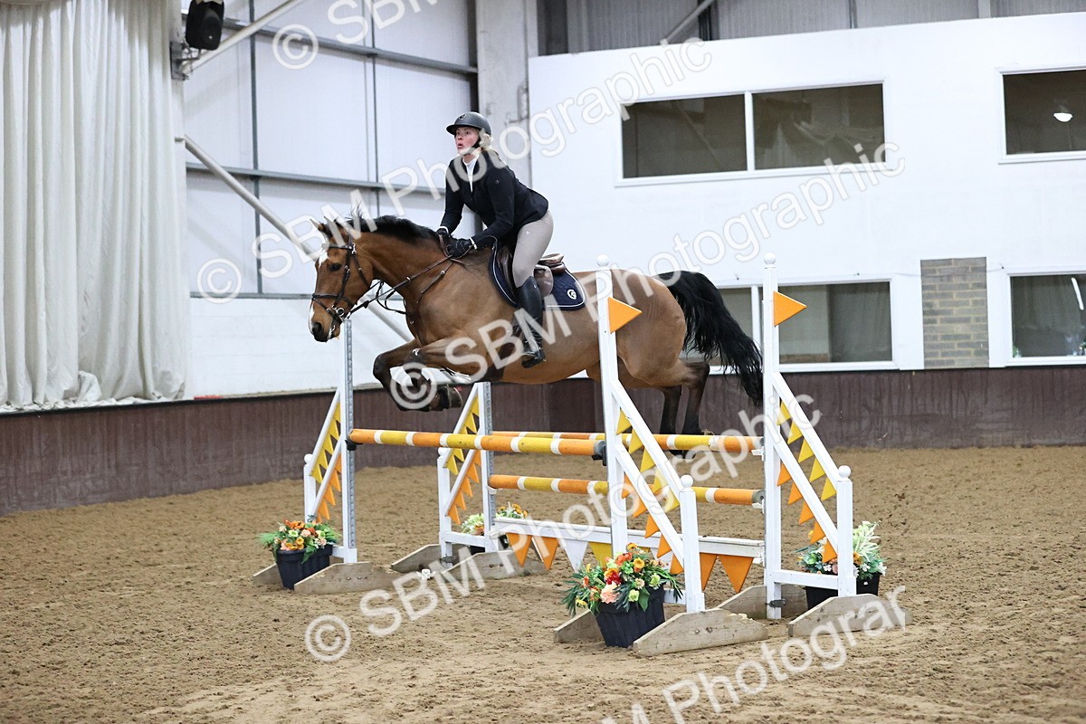 SBM_006347 - Class 16 - Senior Newcomers - 1.10m Open