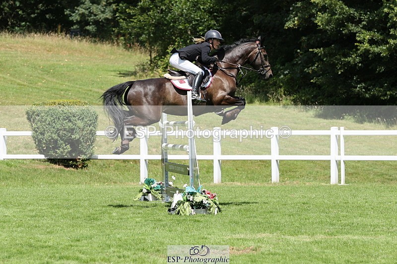 250704A-125716-09627 - Cls 16 Snr Newcomers Jump Off and Presentations