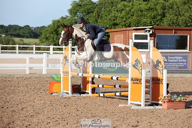 240629A-073414-02127 - Cls 16 British Novice and 80cm Open