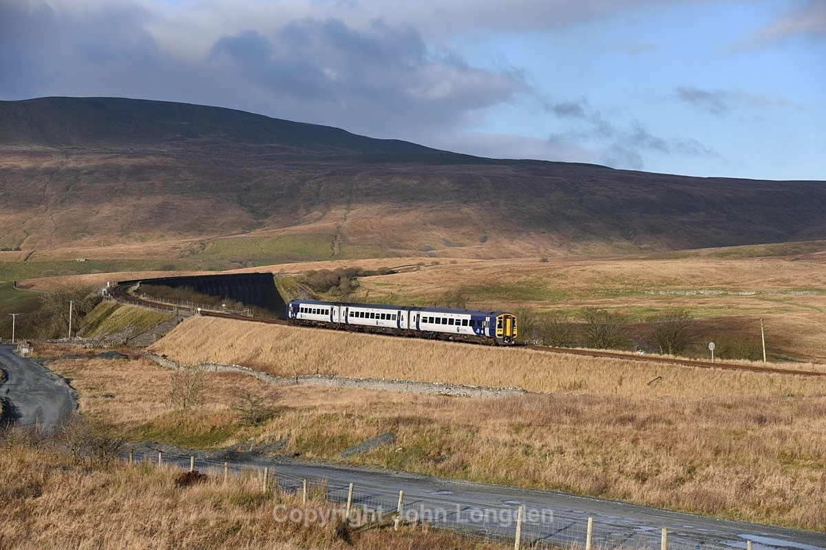 JL - 3.12.22 158759 09:19 Leeds - Appleby, Ribblehead - Ribblehead