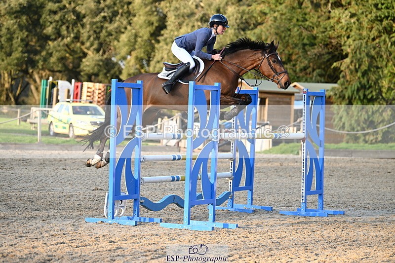 250322A-171917-03744 - Cls 14 Snr Fox & 1.20m Open