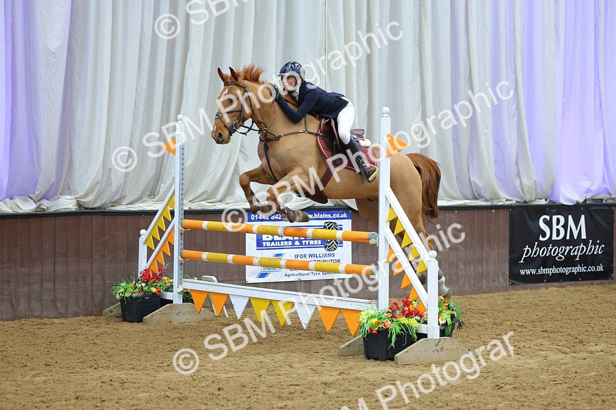 SBM_009982 - Class 21 - Nupafeed Supplements Senior Discovery/ 1m Open - First Round (1.00m)