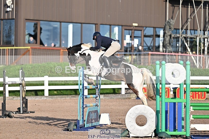 251119-141614-00528 - Cls 5 Foxhunter and 1.20m Open