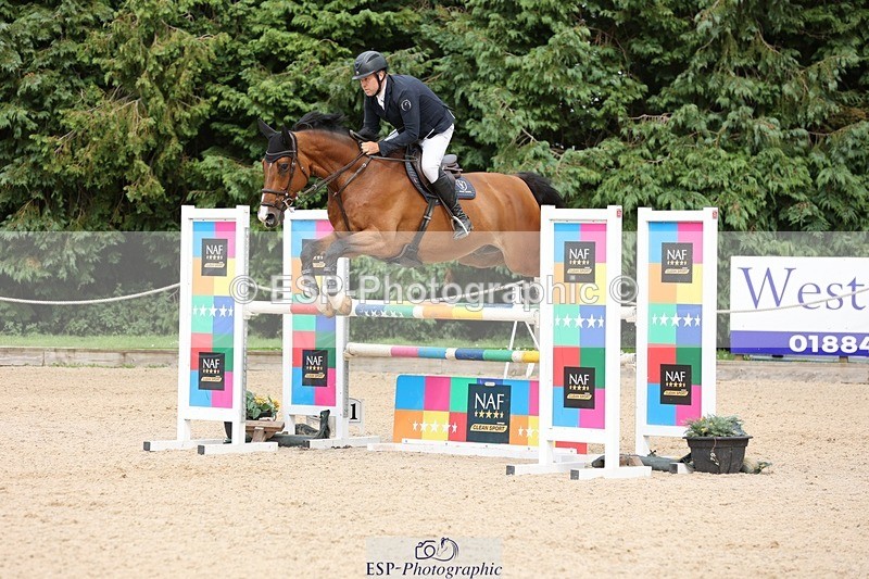 240711-161554-29397 - Cls 124 Foxhunter