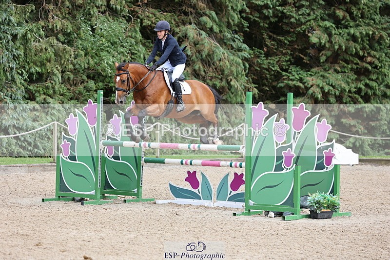 250705A-163957-16145 - Cls 37 1.05m Amateur Quali