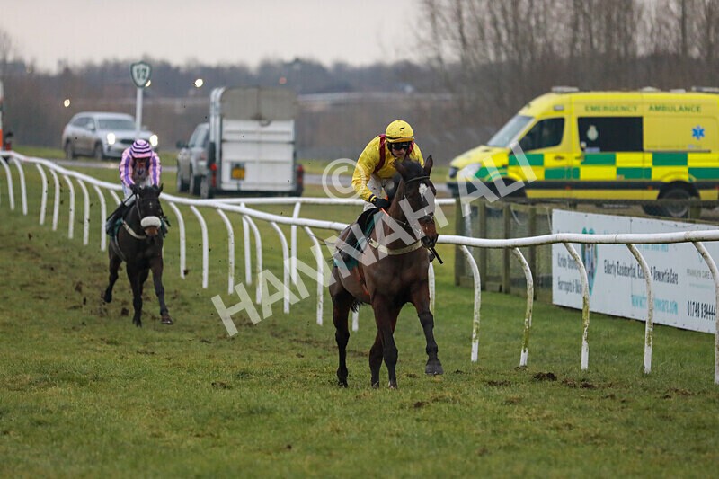 100225-Race 4-Onesoc-5806 - Race 4