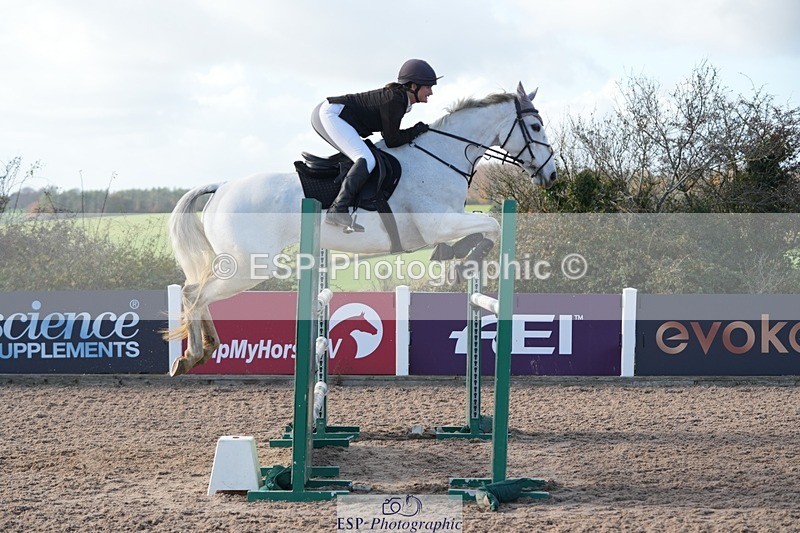 251108-130214-02631 - Cls 13 Foxhunter and 1.20m Open