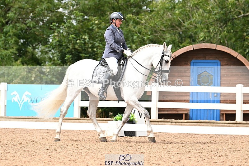 240815A-144912-02085 - 105-PAULA.LEE-Deseado.Santo