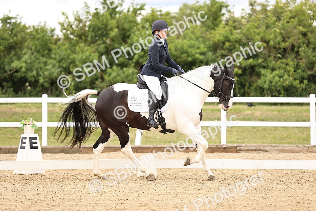 SBM_002773 - Class 2 - Novice 4 - 12.00-13.10
