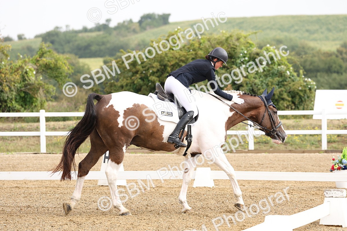 SBM_005464 - Class 6 - Novice 6 - 9.30-10.12