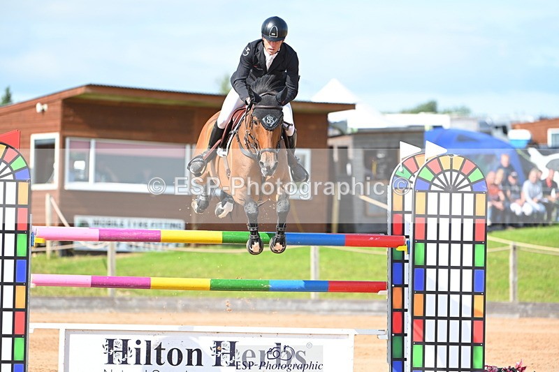 230721A-164440-07815 - Cls 10, 2 Star Big 1.45m Break to End