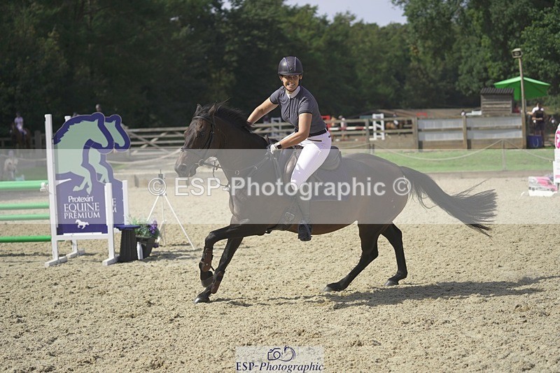 230909-121604-05609 - Cls 17 Snr 1.05m Open