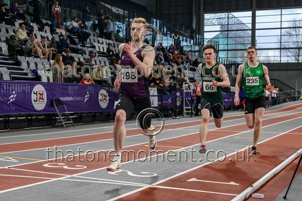 StudInd-921092 - Track Male Set One