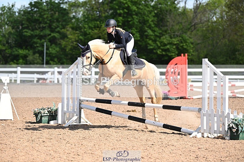250504-103621-02125 - Cls 15+16 Club and Schools 70cm