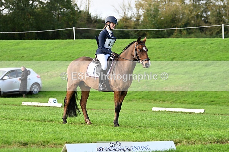 241025-102914-06035 - 450-Erin.Dovey-MONEYHILLS.PAGEANT