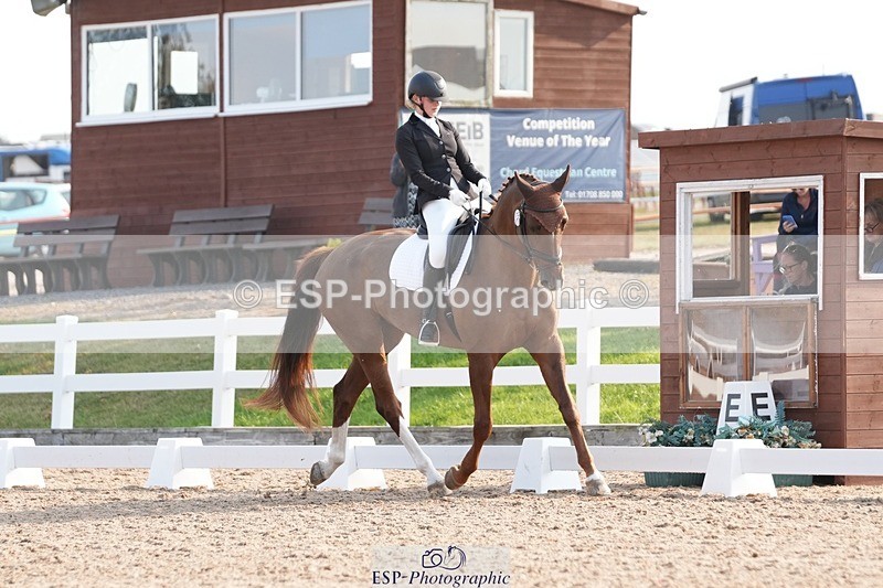 250817-090557-07092 - 121-Daisy.HedgesFelicia.v