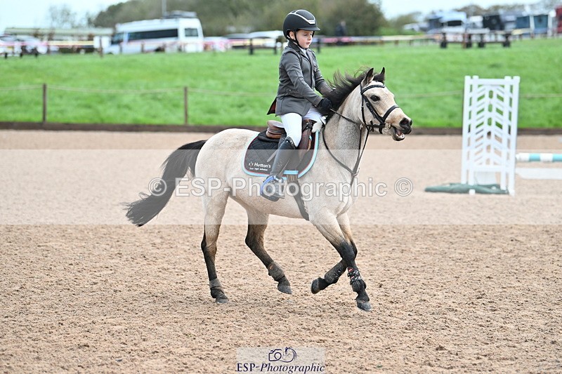 231029A-093254-02424 - 60cm Club and Schools