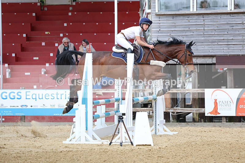 3E7A0541 - Class 10: Senior 95cm open