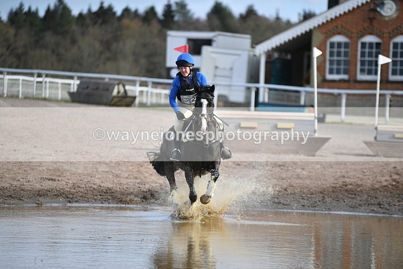 WJ5_9176 - Time 15:32 to 16:01