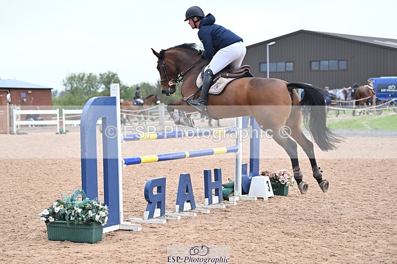 231013A-150424-02890 - Cls 9 Foxhunter & 1.20m Open