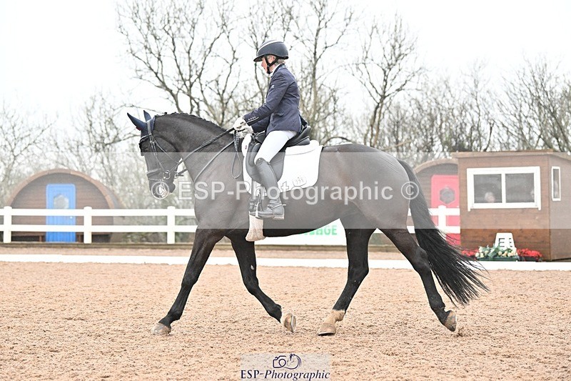 250215-120750-03328 - 228-Louise.Hutchinson-Shovern.Noire