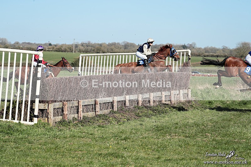 PtP 210326 414 - VWH Cirencester Races 21/03/26