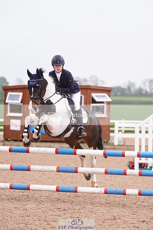 240505A-123624-05755 - Cls 18 & 19 Club & Schools 90cm