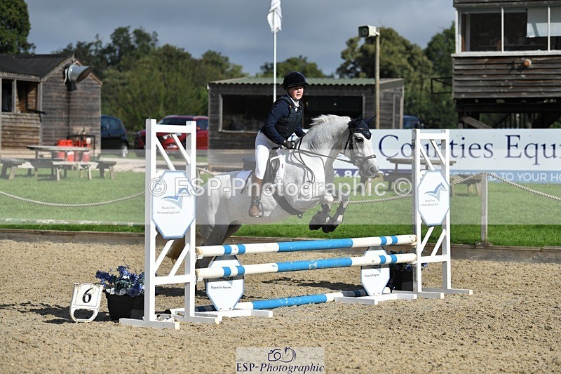 230820-100207-00120 - 70cm - Round 1