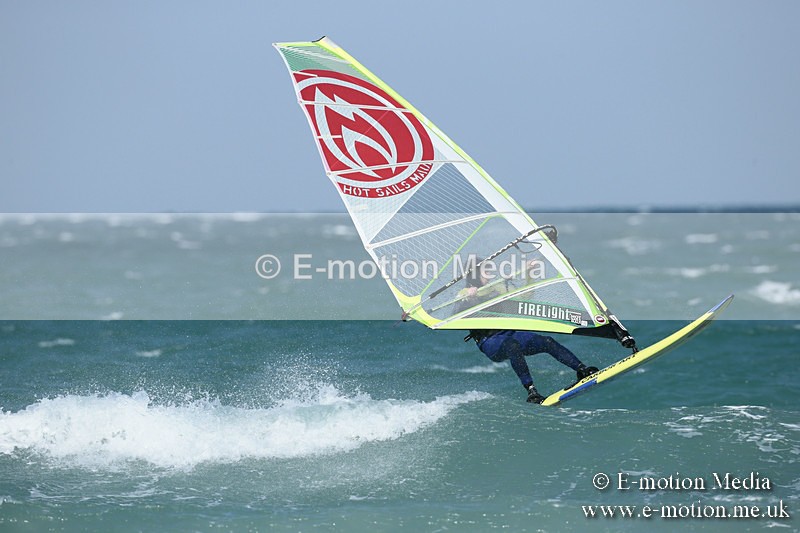 WS 020413-75 - Windsurfing