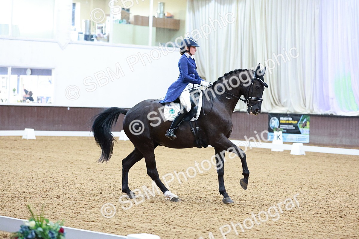 SBM_007899 - Class 9 - FEI INT II - 16.54.17.57