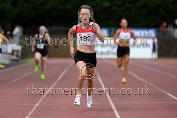 CEM26-925194 - Track Female Set One