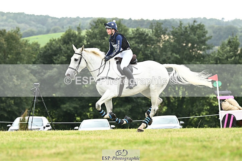 240825X-143812-35068 - 80cm XC 14.30 to 15.30