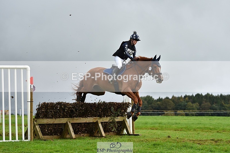 231021-100748-14284 - 643-MIH.TOPGUN-Ellie.Nicholson-SC+XC