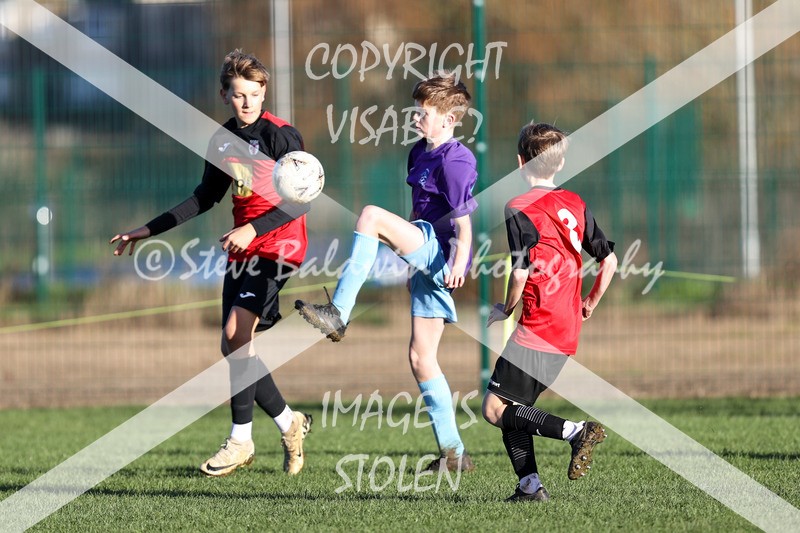 1DX31491 - 2025-11-23 FC Abbey Meads U13 Purple V Highworth Town Junior FC U13 T