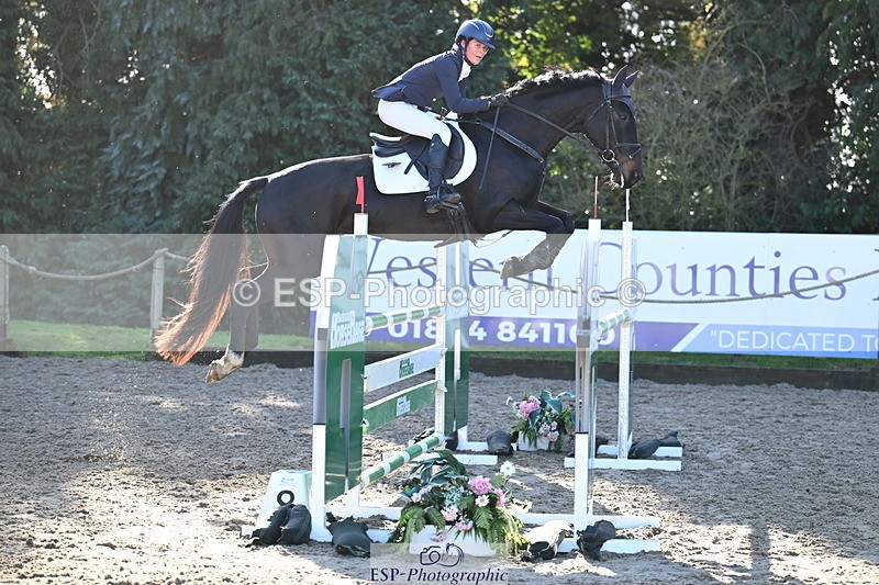 251024A-110924-06711 - B-162-Elle.Slack