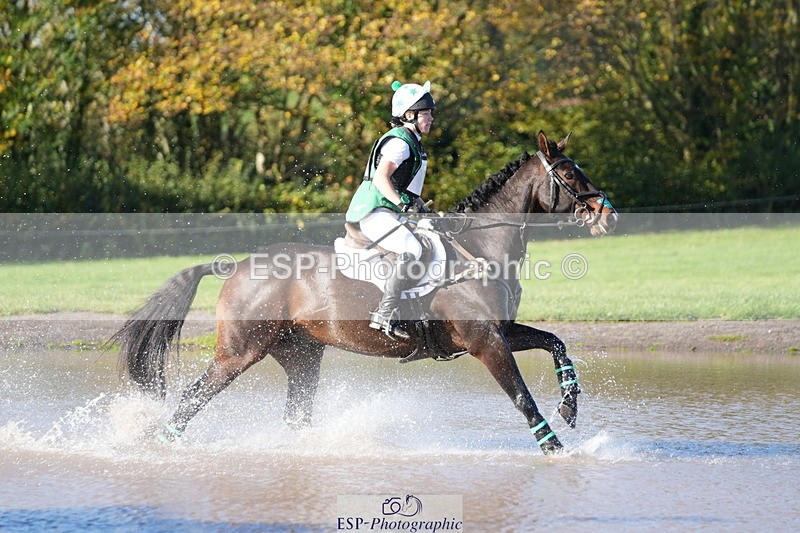 251024A-110802-07104 - A-012-Beth.Hobden