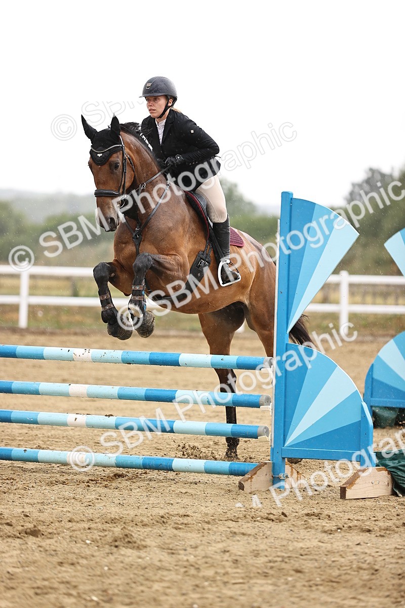 SBM_025060 - Class 9 - Senior British Novice - 90cm