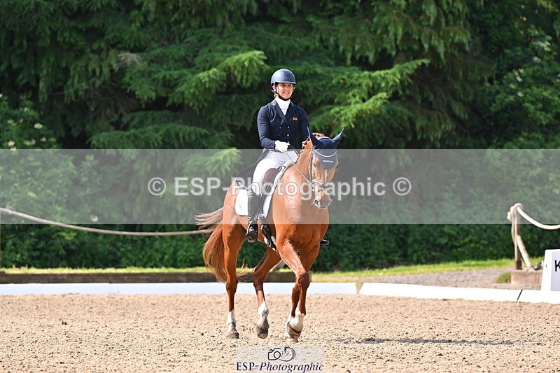 250523A-101728-05888 - C-261-Danielle.Dunn-ICI.DOR.DE.DONNA.CADANZA.Z