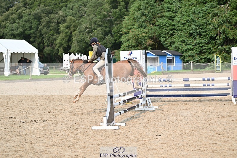 240818-161737-05385 - Cls 13 Pony Intro 70cm