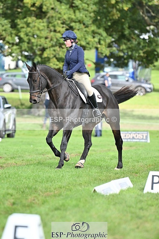 231020-123341-08411 - 655-A.LITTLE.UNBELIEVABLE-Nathalie.Round-DR