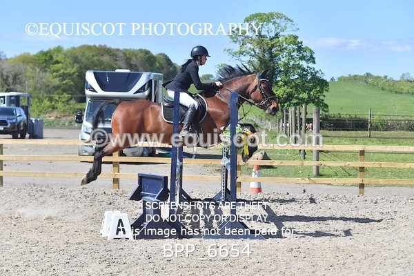 BPP_6654 - CLASS 37 MON 0.85m Amateur Championship Qualifier