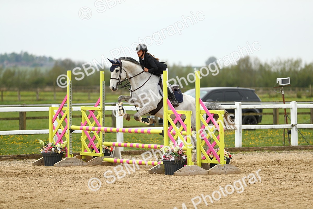 SBM_000590 - Class 2 - Senior British Novice 90cm