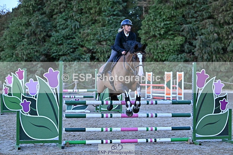 250829A-201128-03899 - Cls 12 1.05m Amateur Quali and Open